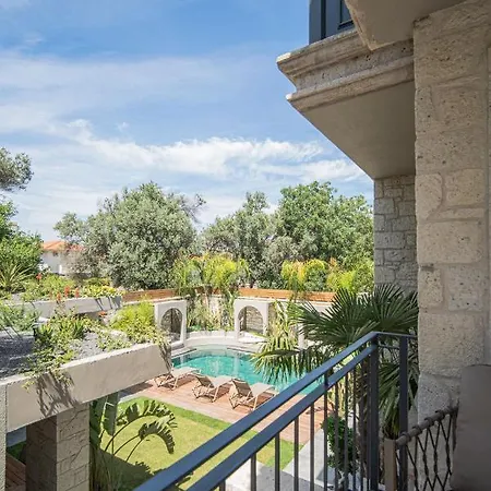 Ξενοδοχείο Derin (adults Only) 2*