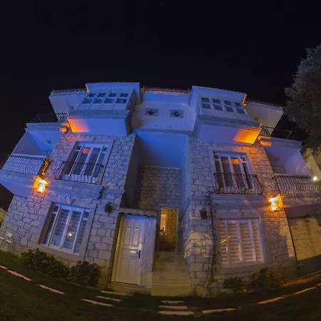 Derin (adults Only) Hotel