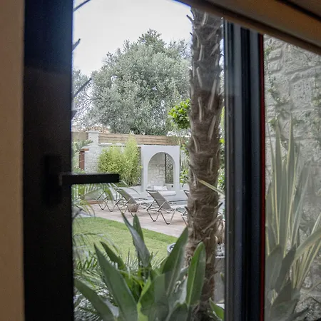 Derin (adults Only) 2* Αλακάτι