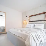 Derin (adults Only) 2* Αλακάτι
