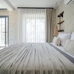 Derin (adults Only) 2* Αλακάτι