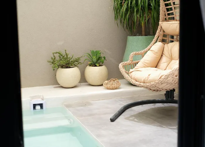 Derin (adults Only) Hotel 2*