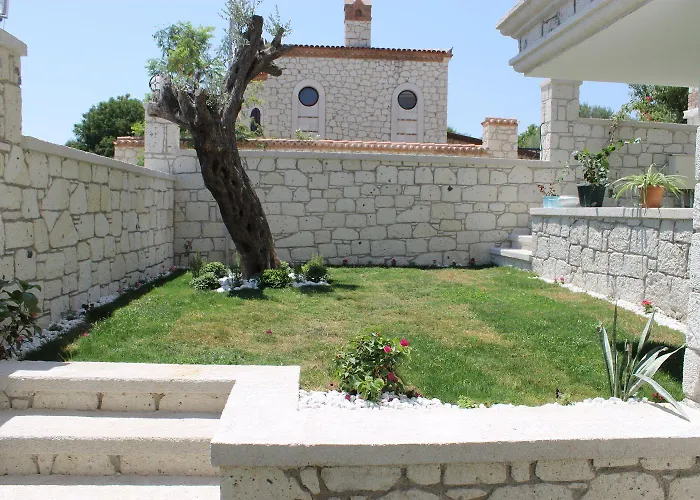 Derin (adults Only) Hotel