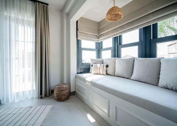 Derin (adults Only) Hotel 2*