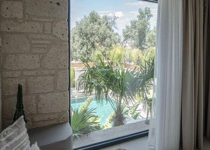 Derin (adults Only) Hotel 2*