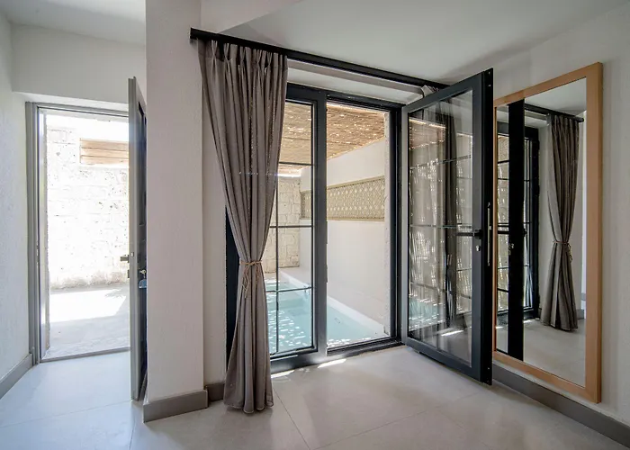 Derin - Adults Only +12 Otel Alaçatı